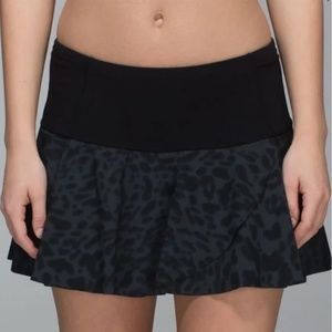 Lululemon Hit Your Stride Skirt
Animal Swirl Deep Coal Black / Black 6